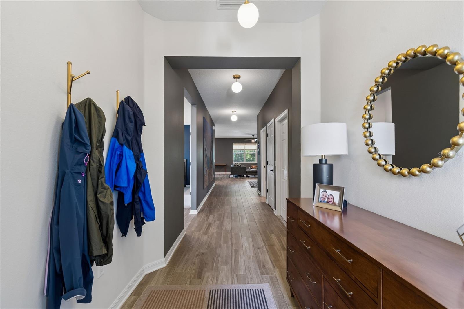 Listing photo id 12 for 18078 Romanesque Court