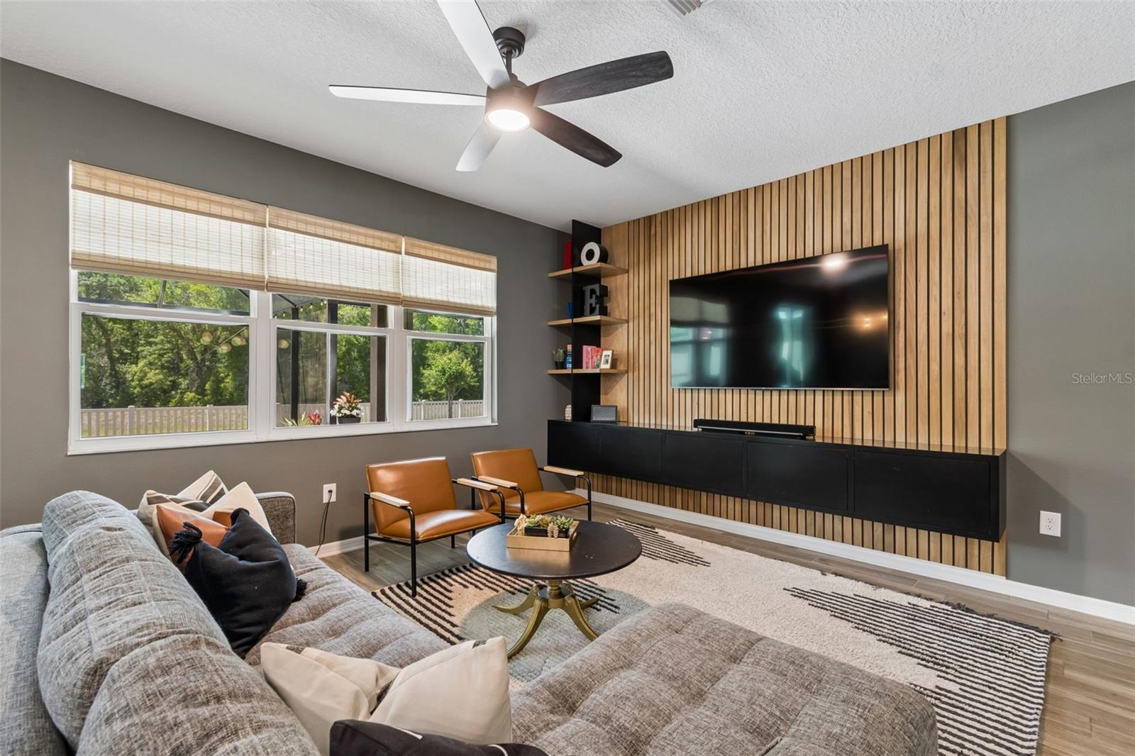 Listing photo id 27 for 18078 Romanesque Court