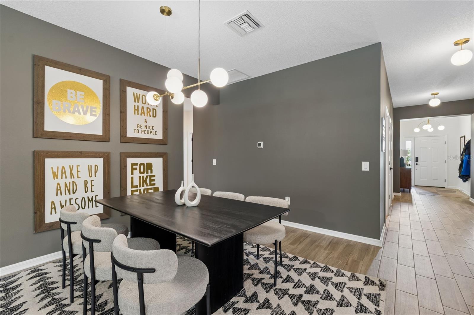 Listing photo id 32 for 18078 Romanesque Court