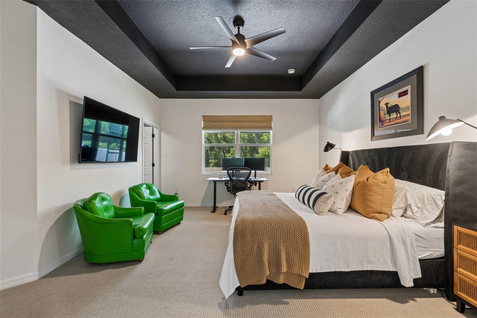 Listing photo id 51 for 18078 Romanesque Court