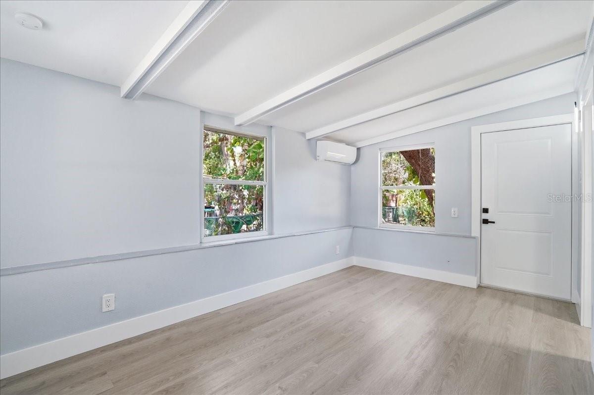 Image 17 of 25 For 761 29th Avenue S