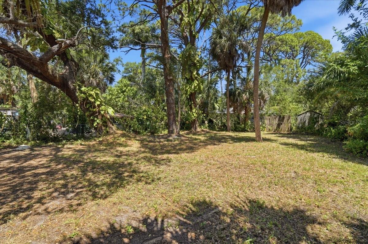 Image 21 of 25 For 761 29th Avenue S