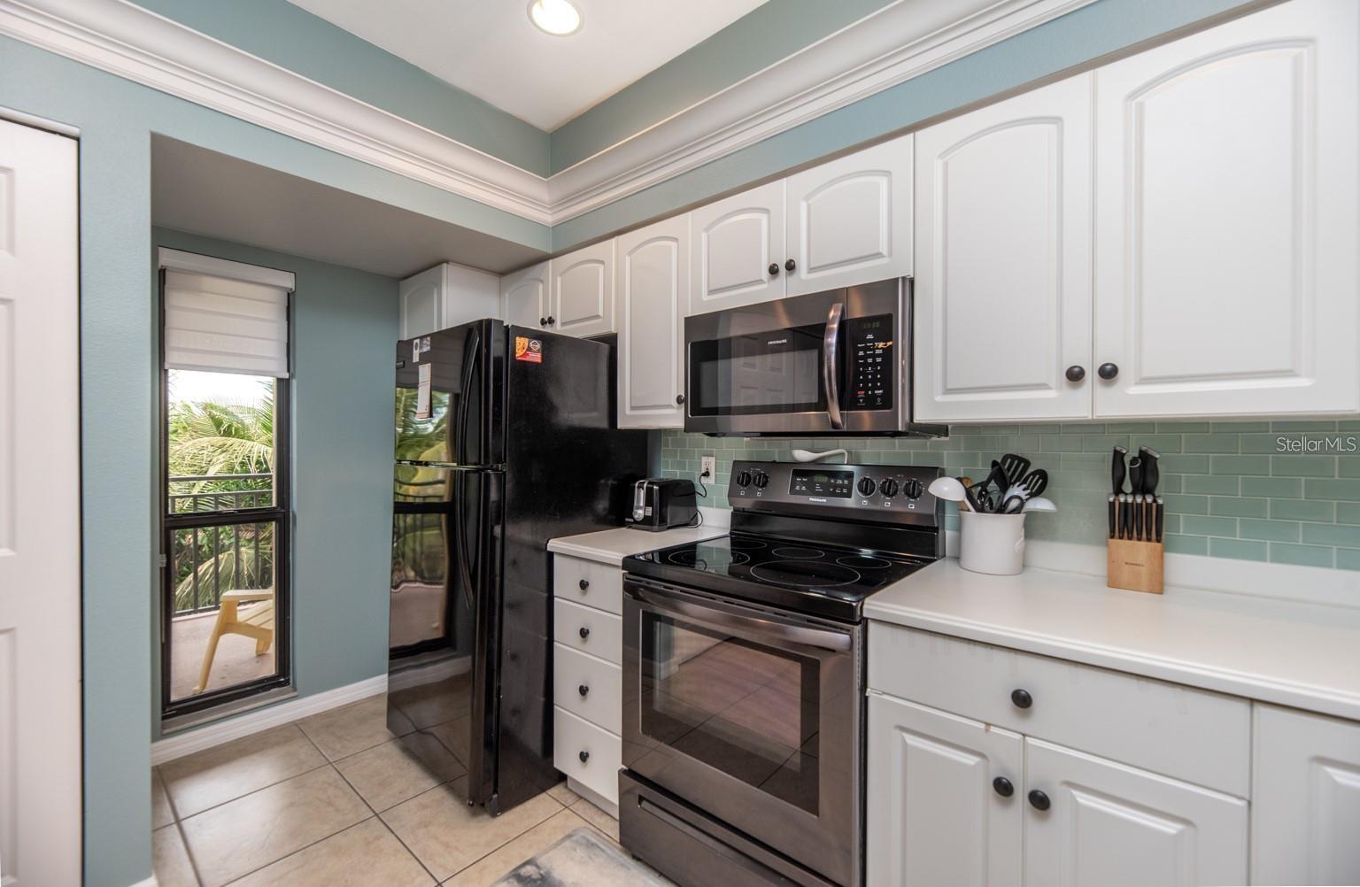 Image 16 of 41 For 6006 Gulf Drive 207
