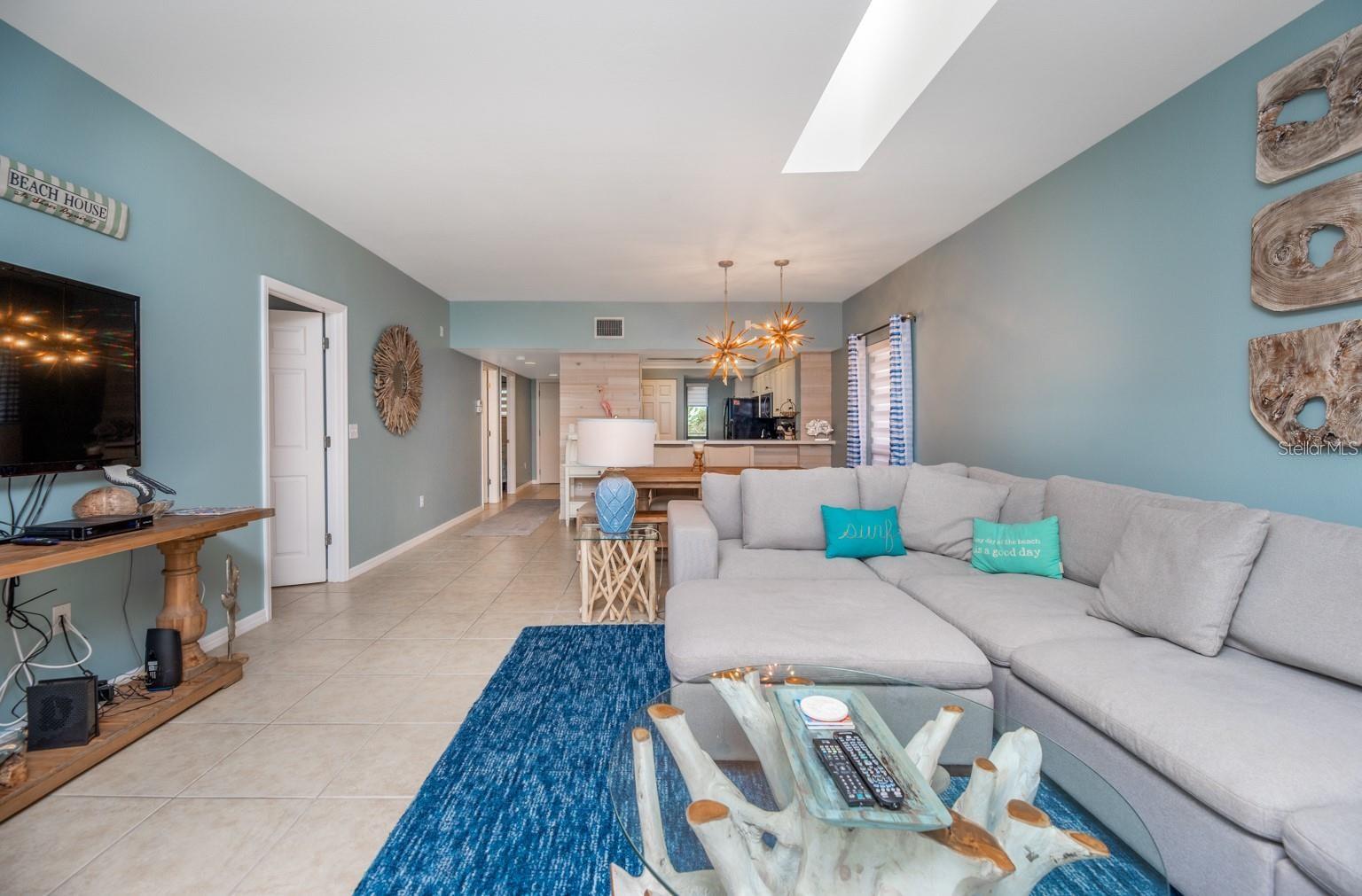 Image 8 of 41 For 6006 Gulf Drive 207