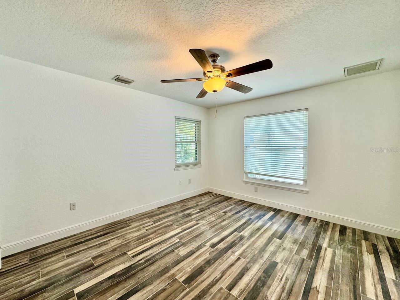 Image 40 of 62 For 2384 Creek Court