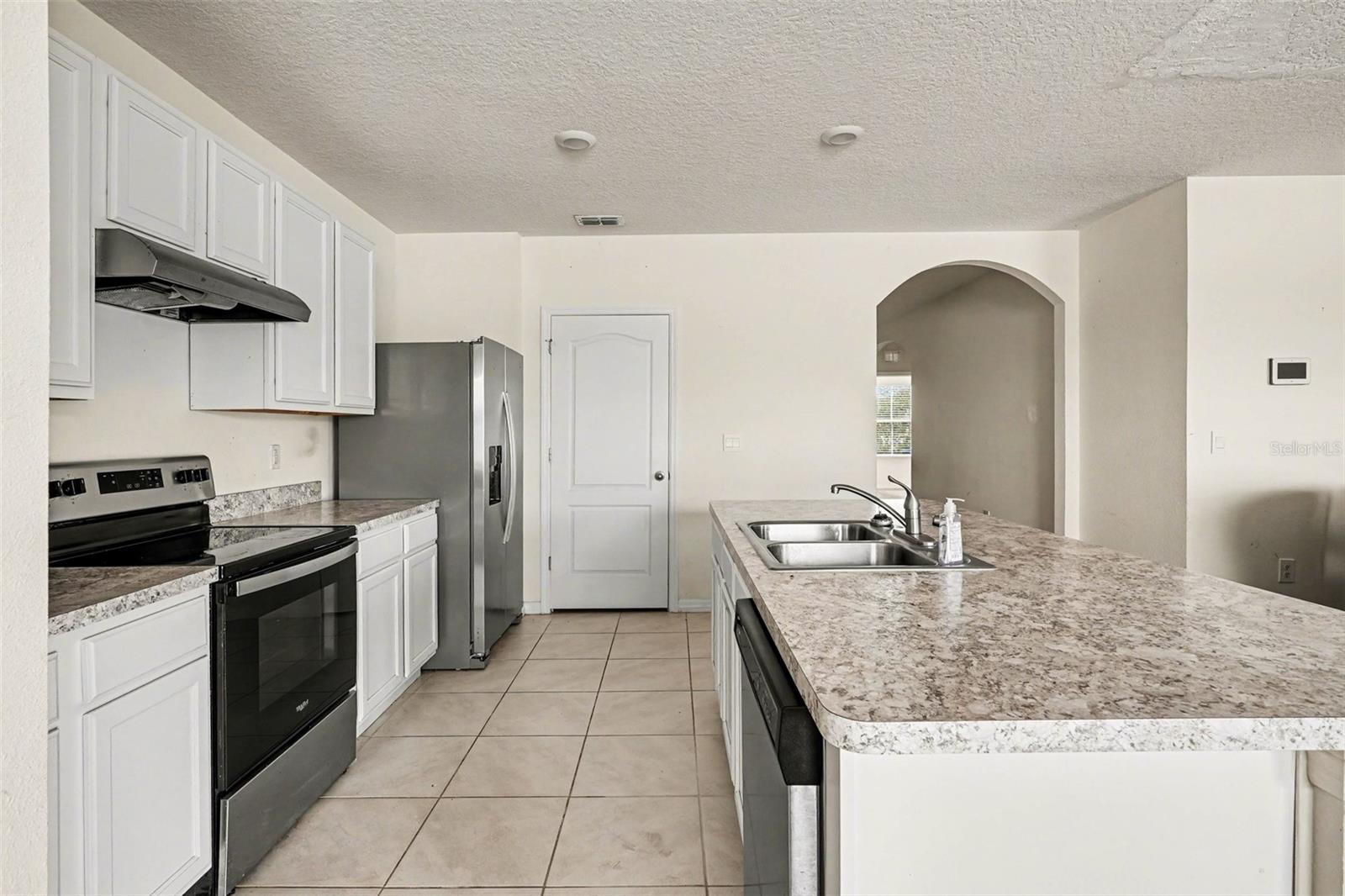 Image 10 of 31 For 693 Squires Grove Drive