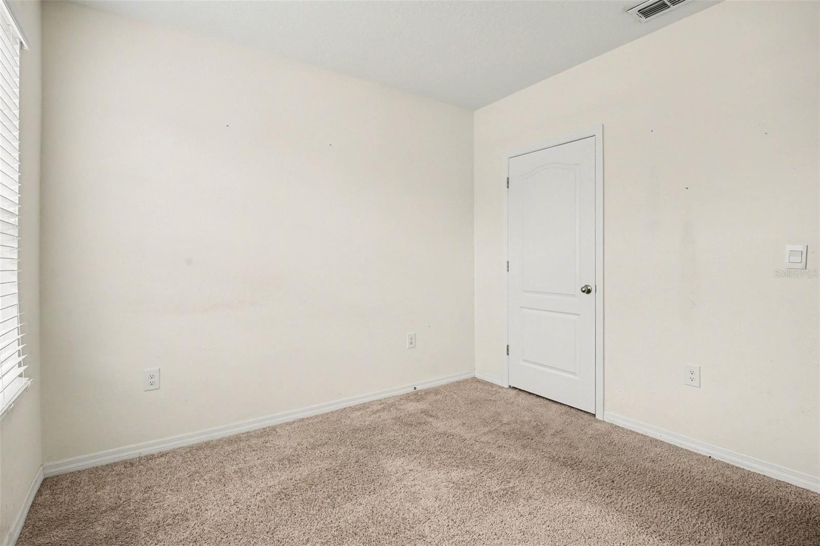 Image 12 of 31 For 693 Squires Grove Drive