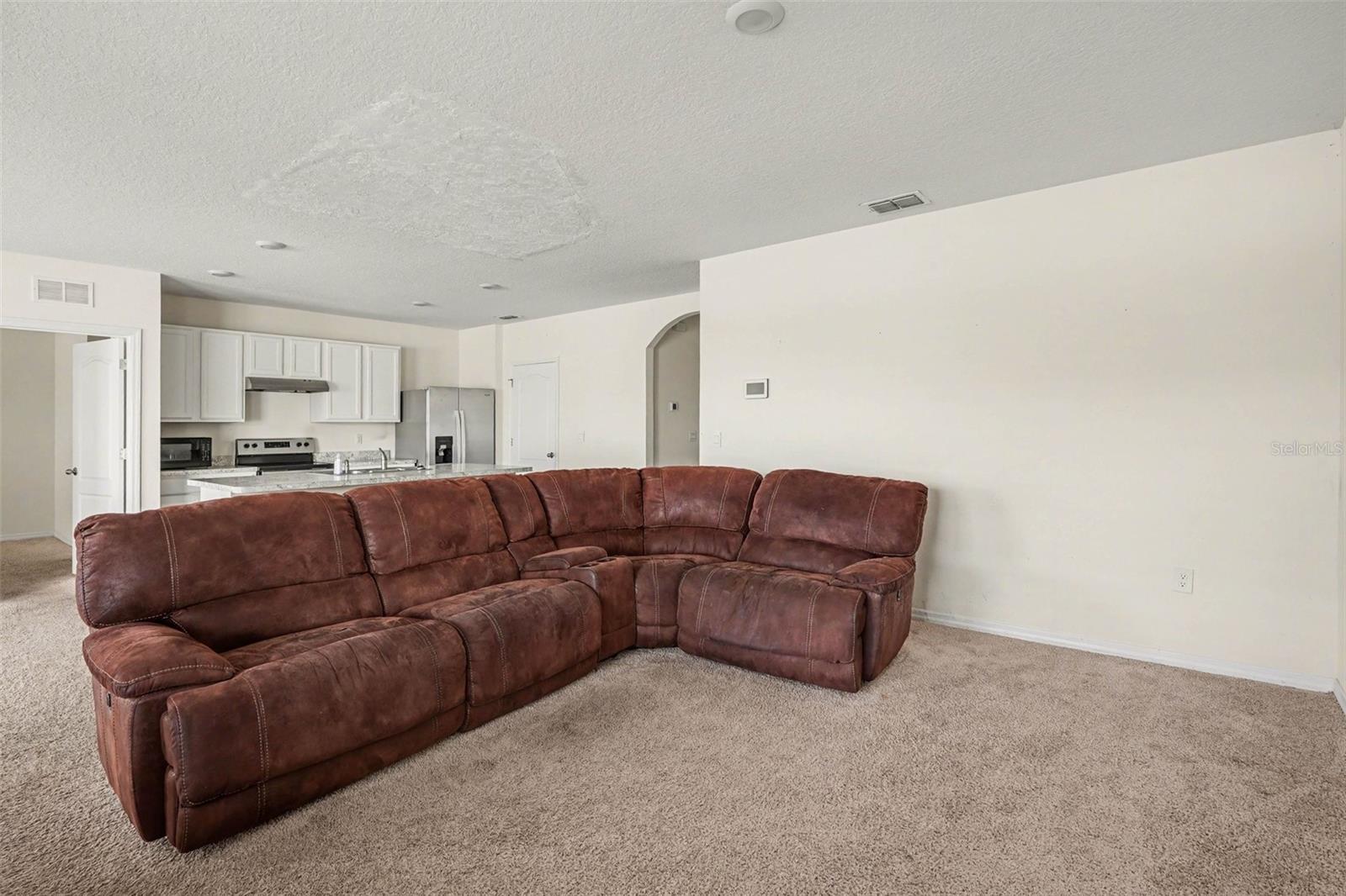 Image 5 of 31 For 693 Squires Grove Drive