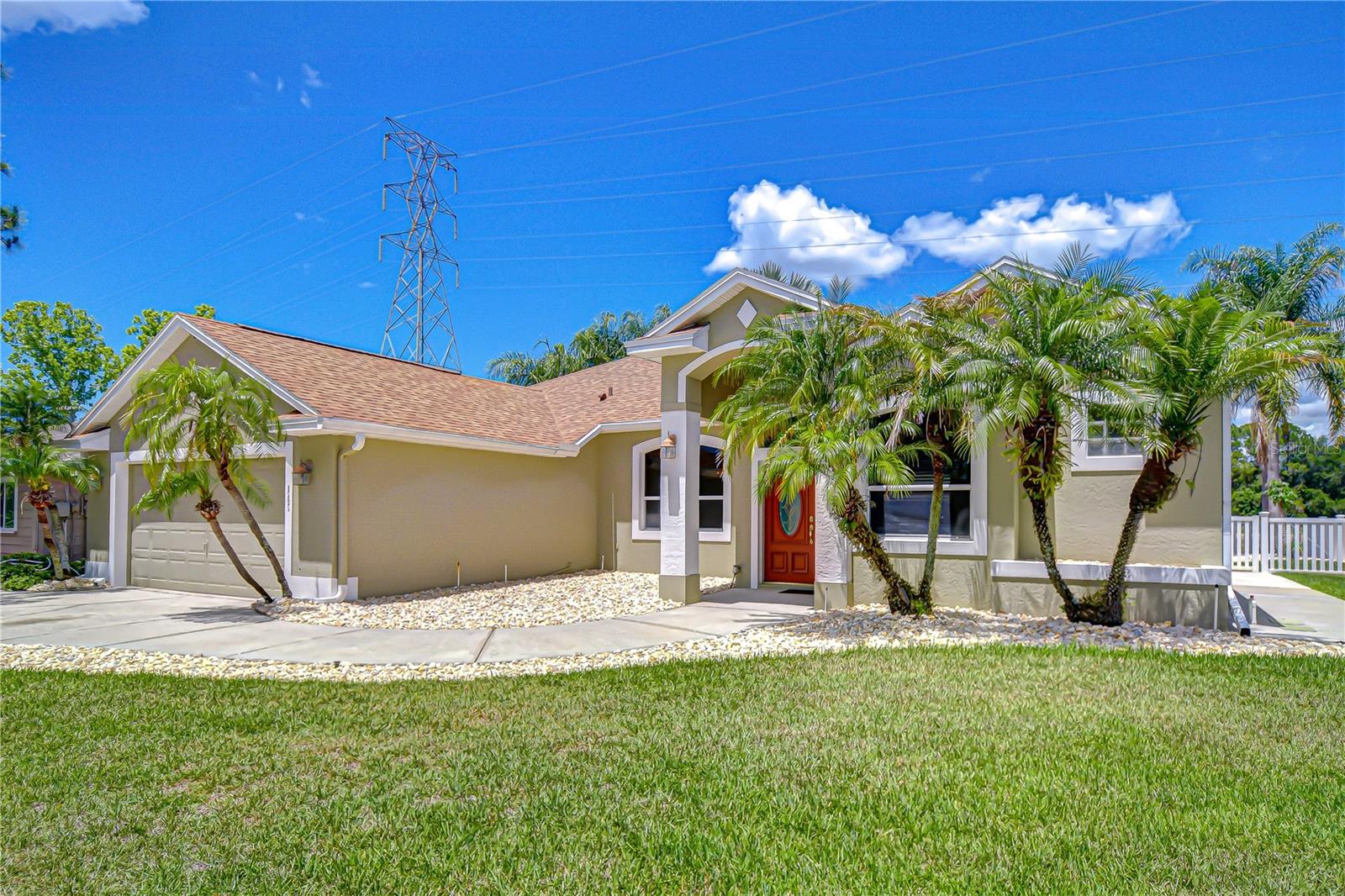 Listing photo id 0 for 4505 Bloomsbury Court