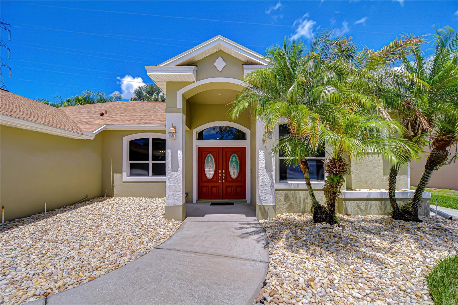 Listing photo id 1 for 4505 Bloomsbury Court
