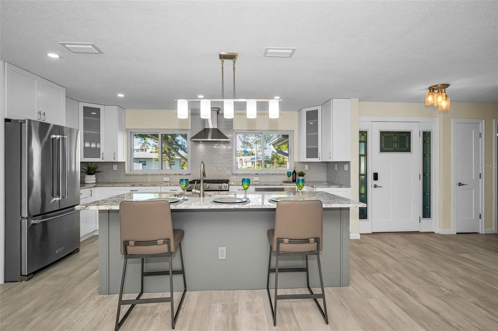 Image 13 of 55 For 94 Nicholas Drive