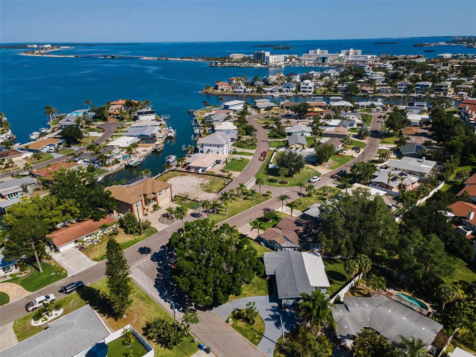 Image 3 of 55 For 94 Nicholas Drive