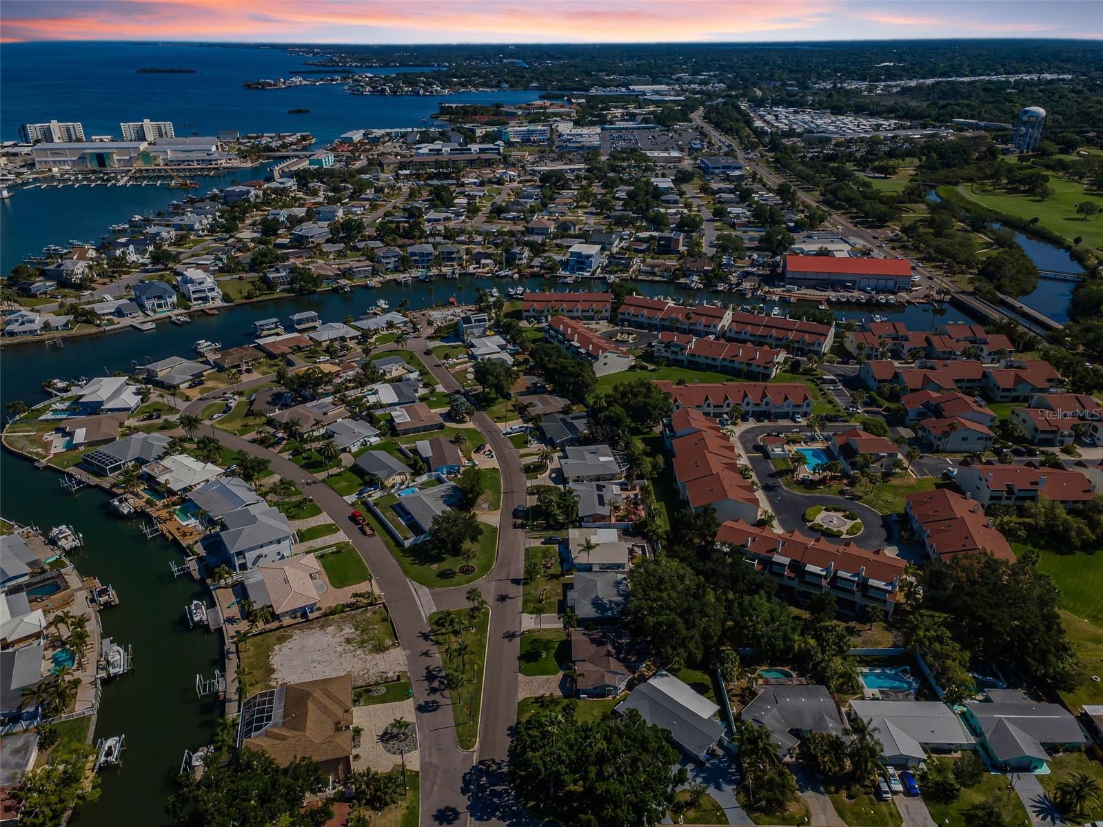 Image 44 of 55 For 94 Nicholas Drive