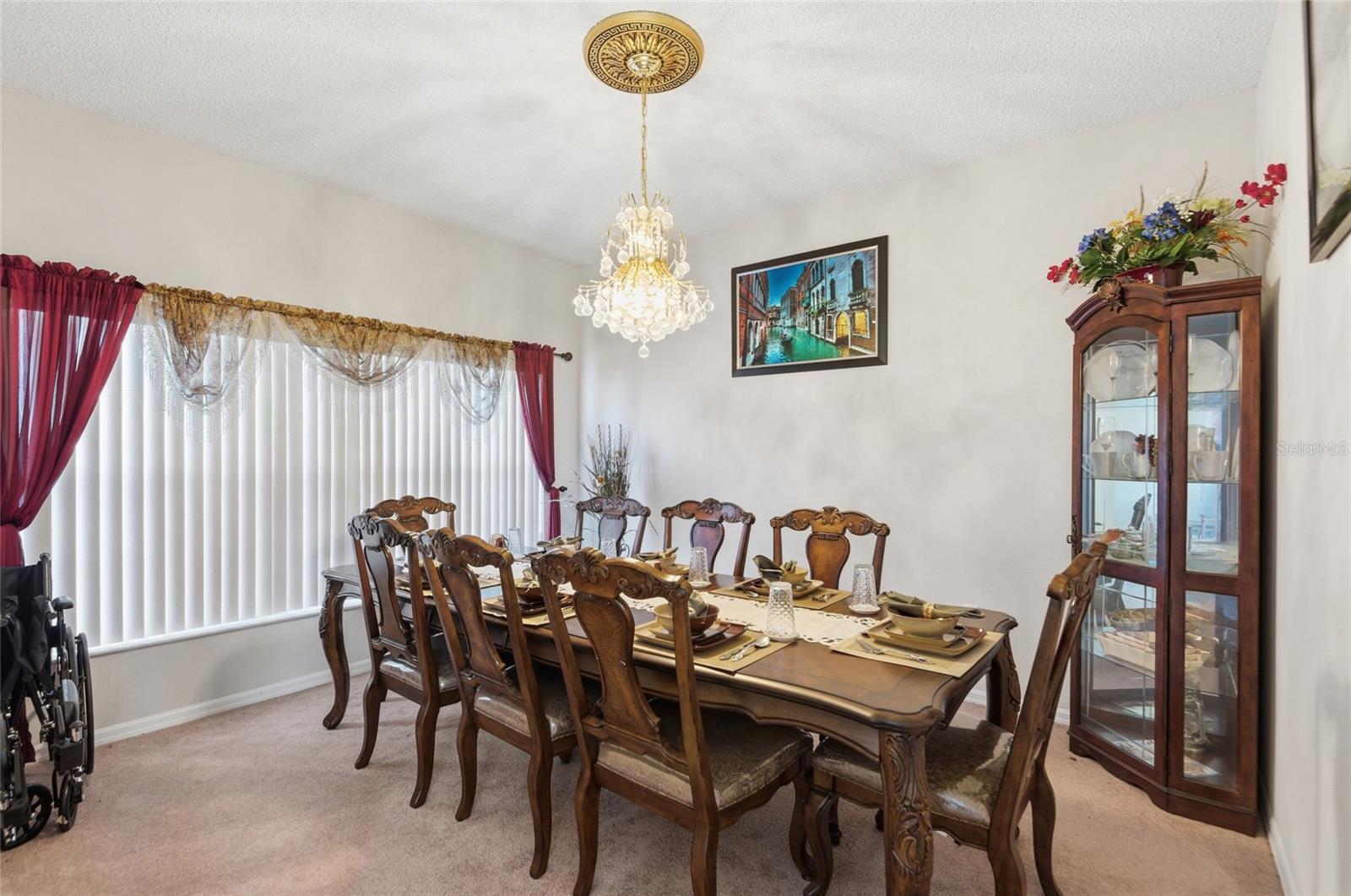 Image 6 of 29 For 27 Inconnu Drive