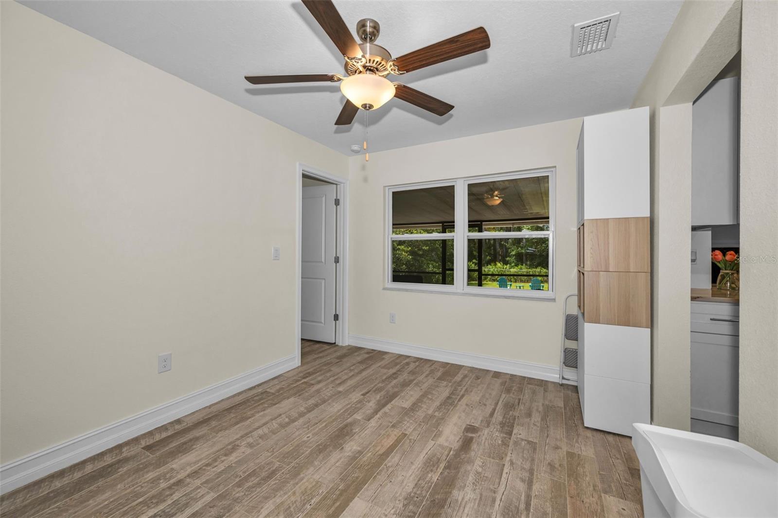 Image 11 of 61 For 21823 Shamu Drive