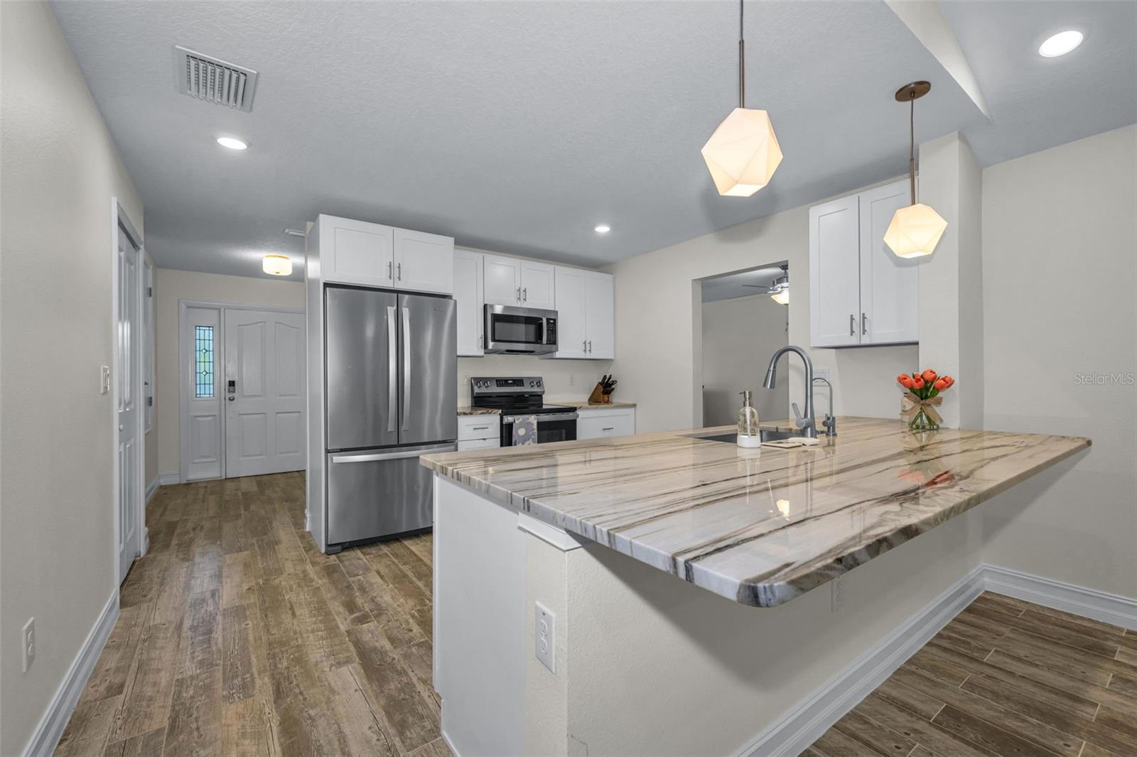 Image 18 of 61 For 21823 Shamu Drive