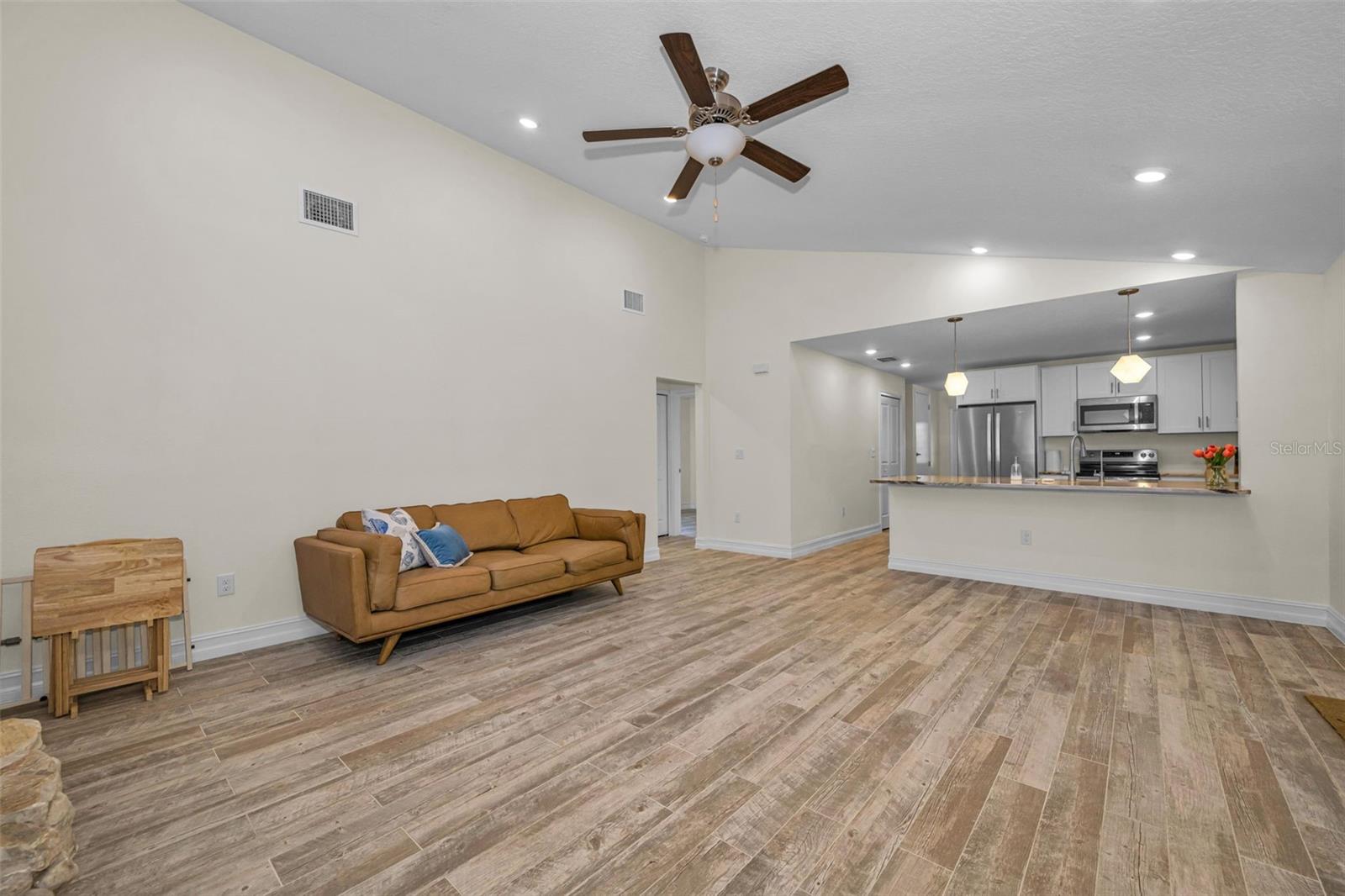 Image 21 of 61 For 21823 Shamu Drive
