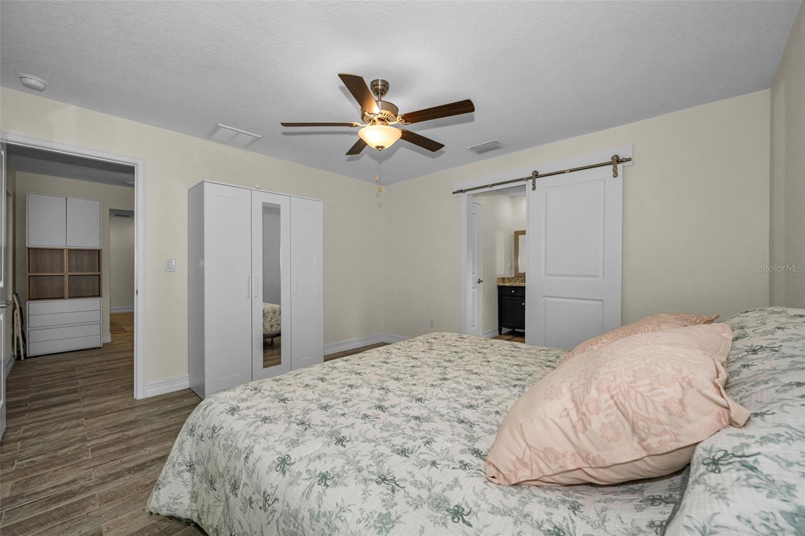 Image 26 of 61 For 21823 Shamu Drive