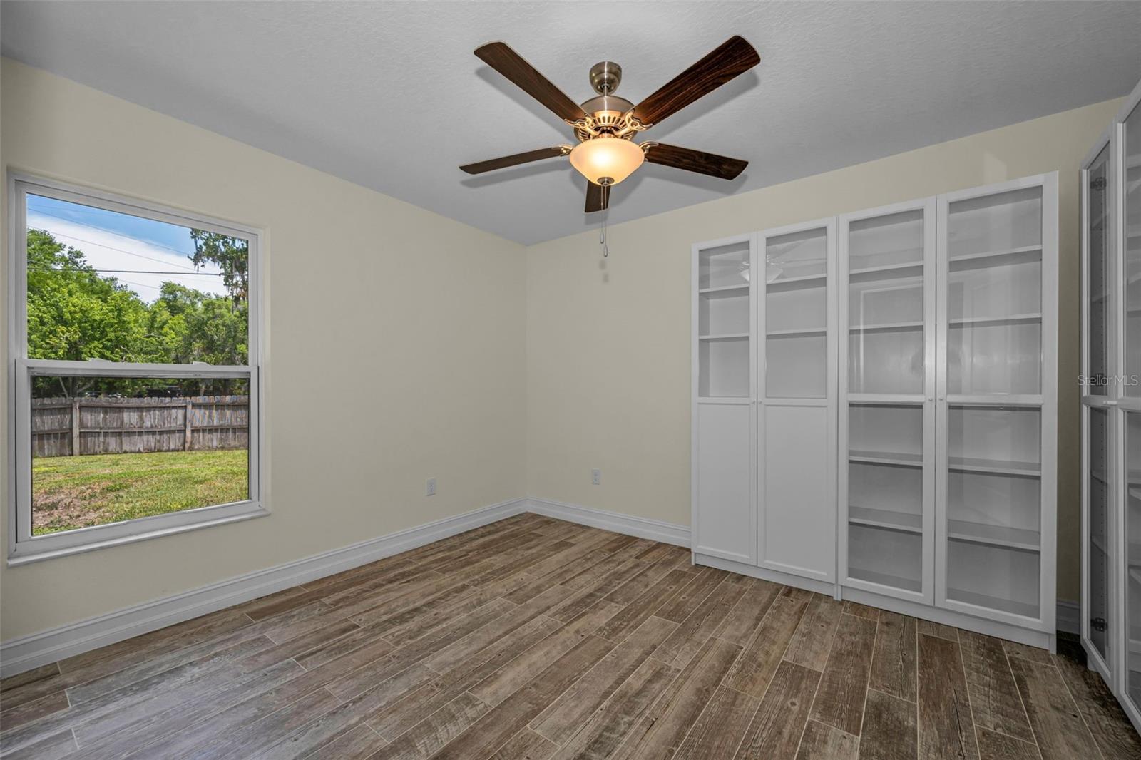 Image 30 of 61 For 21823 Shamu Drive