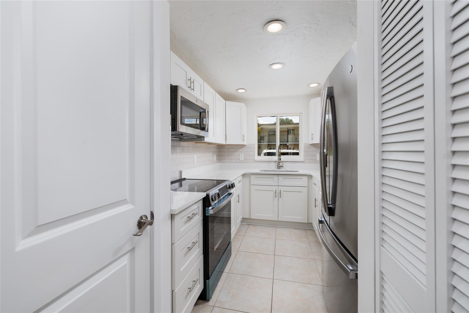 Image 15 of 48 For 4550 Overlook Drive Ne 154