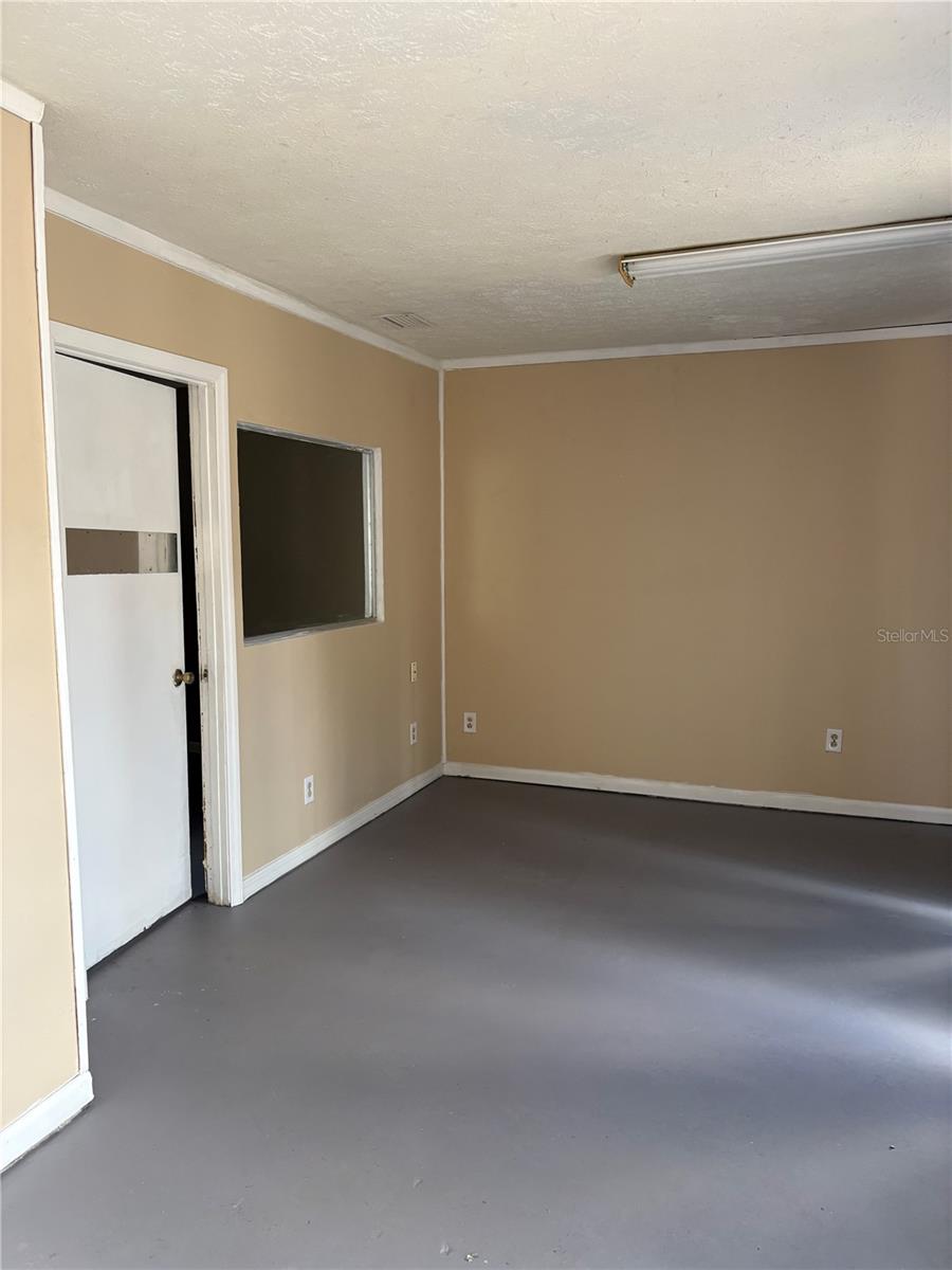 Image 14 of 21 For 1214 Mitchell Street
