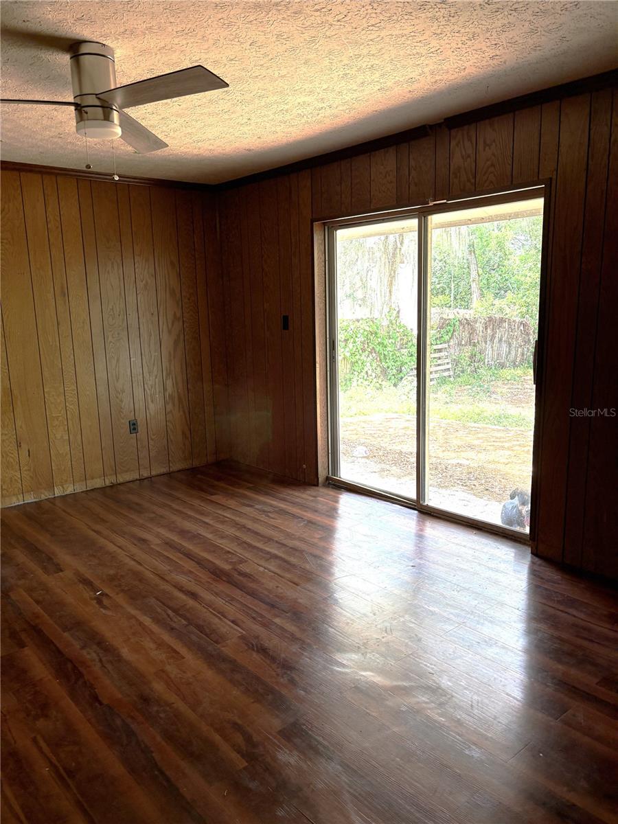 Image 8 of 21 For 1214 Mitchell Street