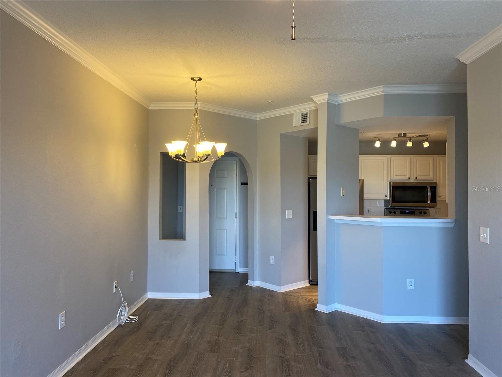 Image 3 of 15 For 501 Knights Run Avenue 2309