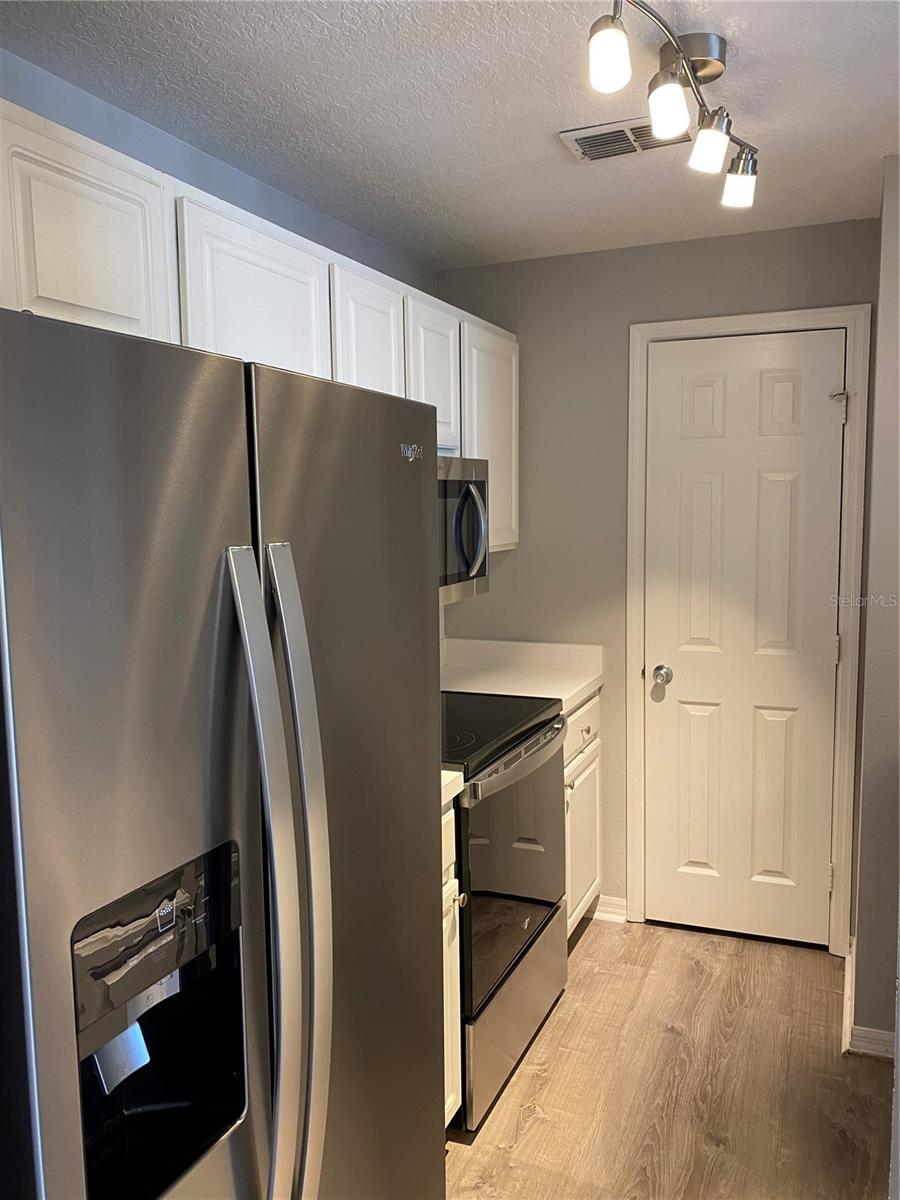 Image 5 of 15 For 501 Knights Run Avenue 2309