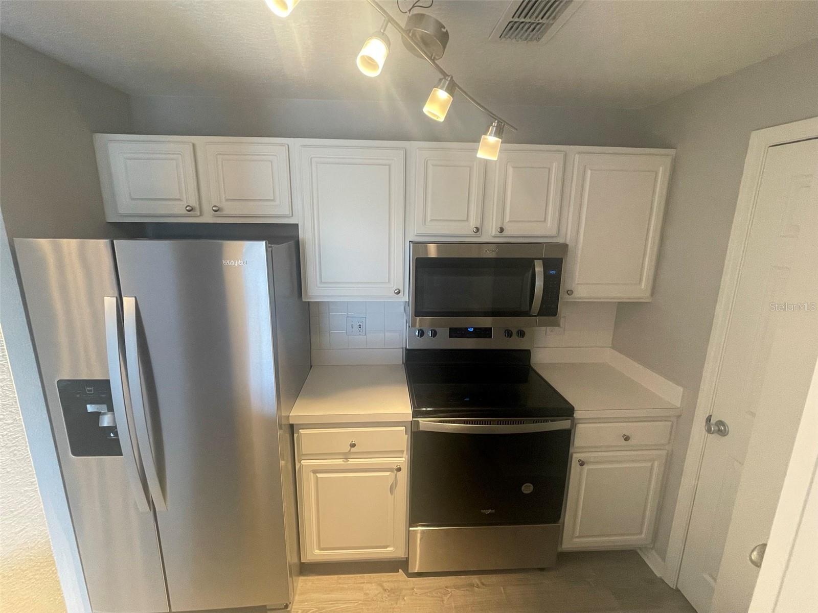 Image 6 of 15 For 501 Knights Run Avenue 2309