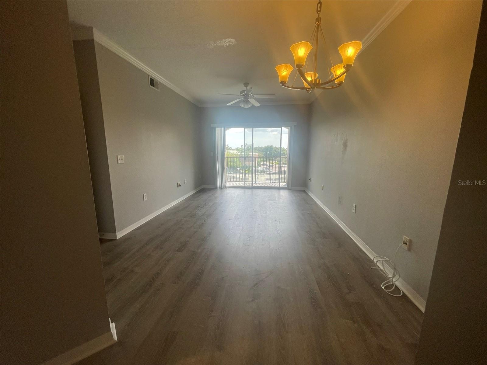 Image 7 of 15 For 501 Knights Run Avenue 2309
