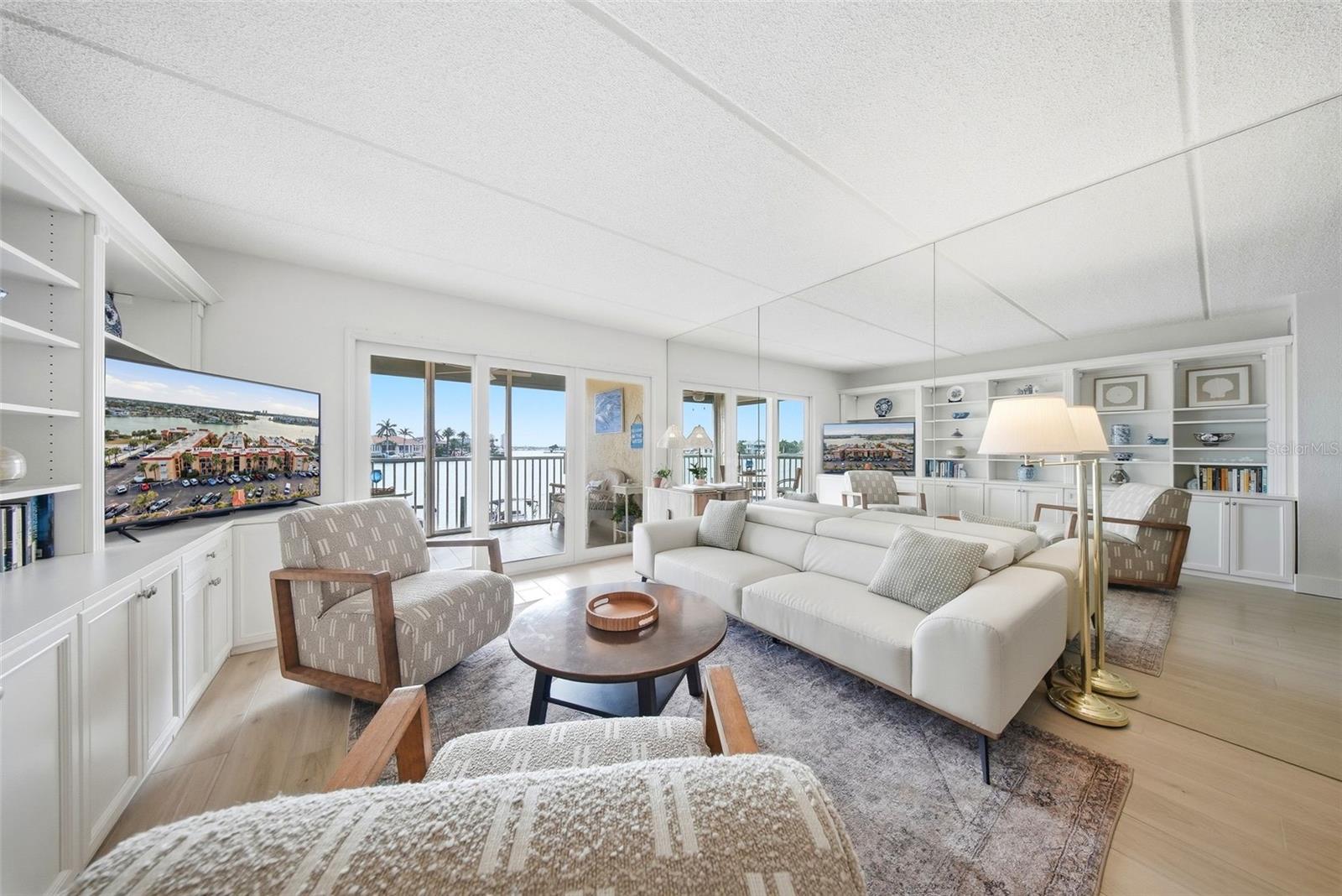 Image 12 of 35 For 8931 Blind Pass Road 262