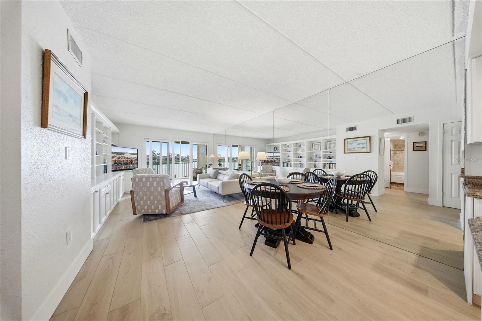 Image 14 of 35 For 8931 Blind Pass Road 262