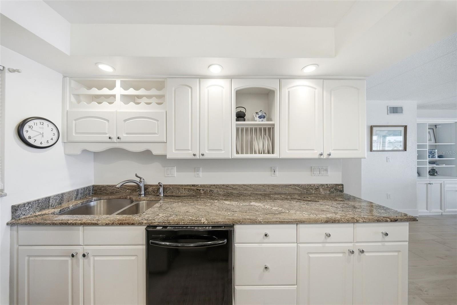 Image 25 of 35 For 8931 Blind Pass Road 262