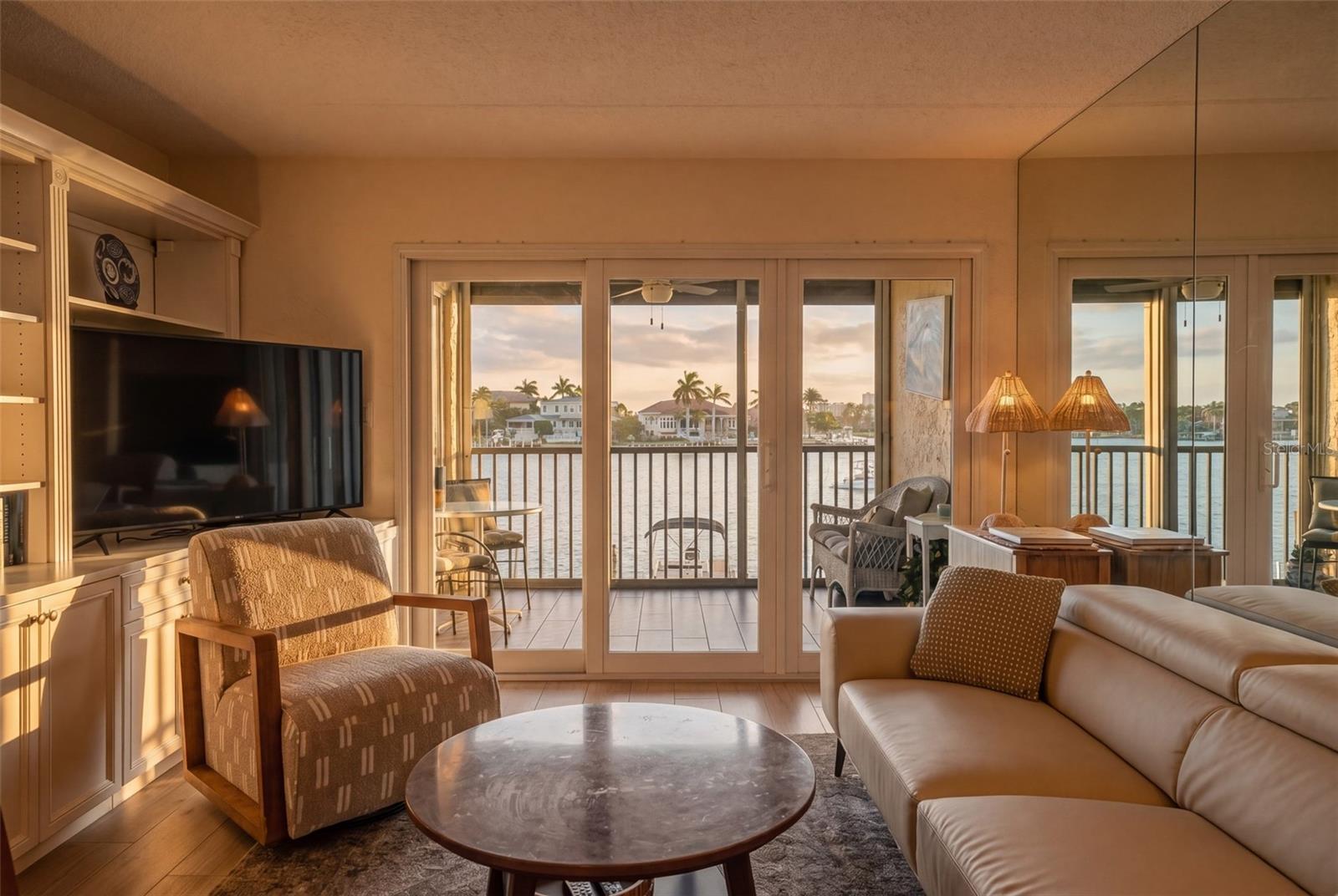 Image 5 of 35 For 8931 Blind Pass Road 262