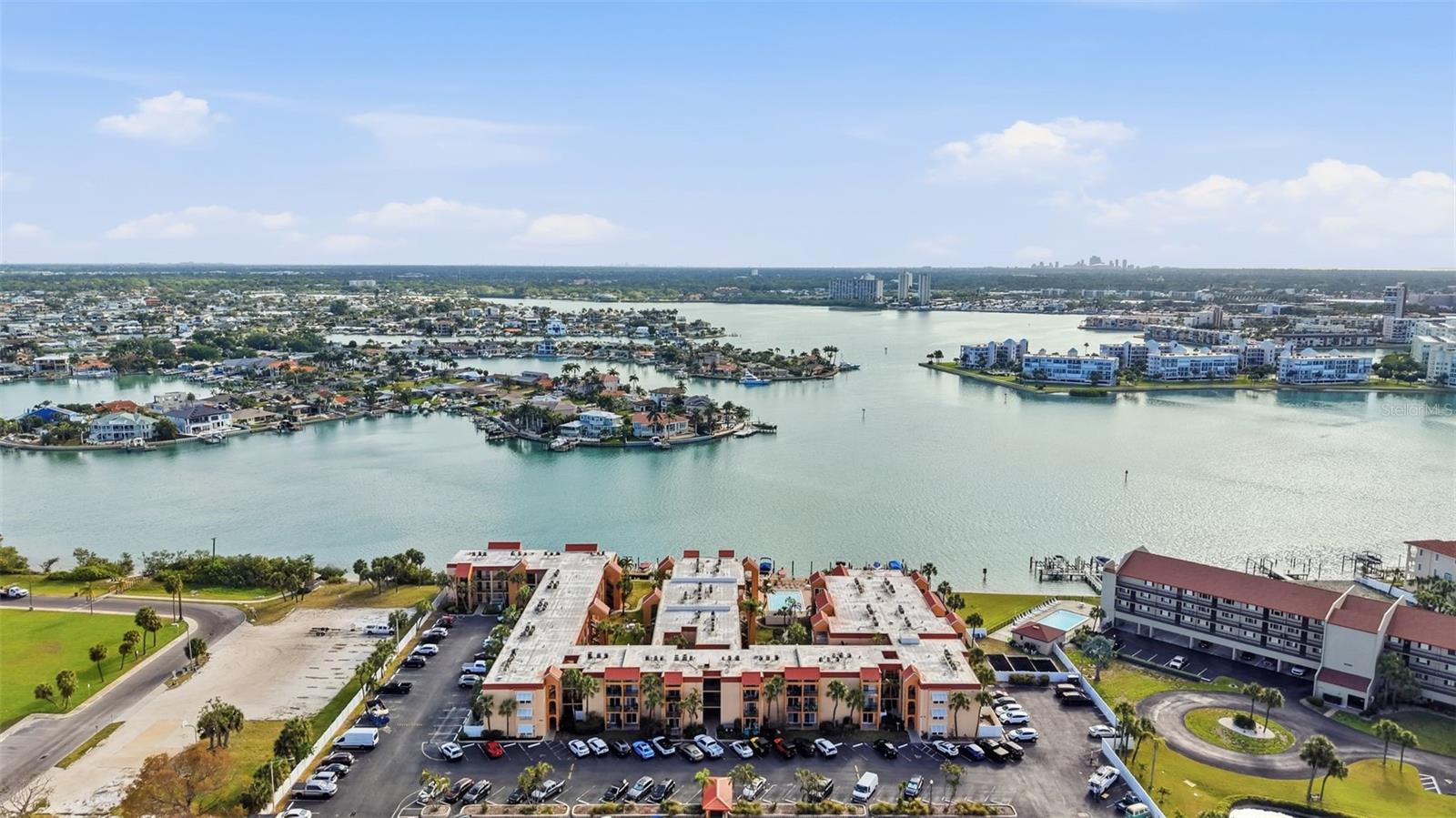 Image 6 of 35 For 8931 Blind Pass Road 262