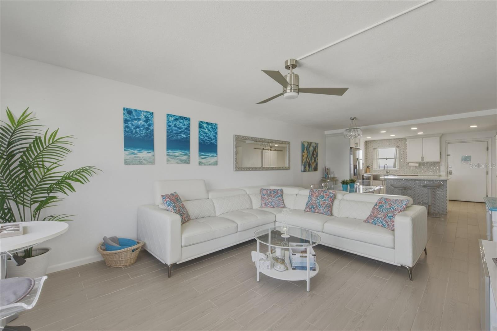 Image 10 of 58 For 1270 Gulf Boulevard 1202