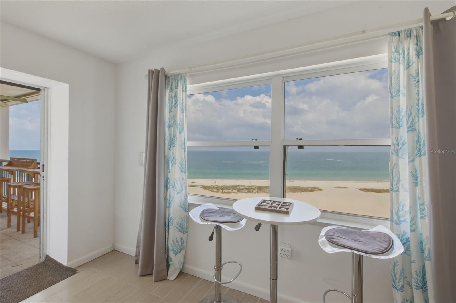 Image 17 of 58 For 1270 Gulf Boulevard 1202