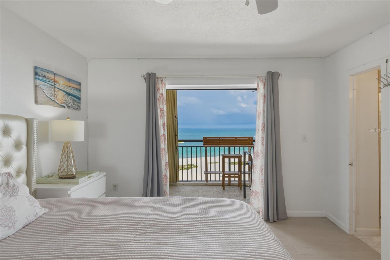 Image 18 of 58 For 1270 Gulf Boulevard 1202