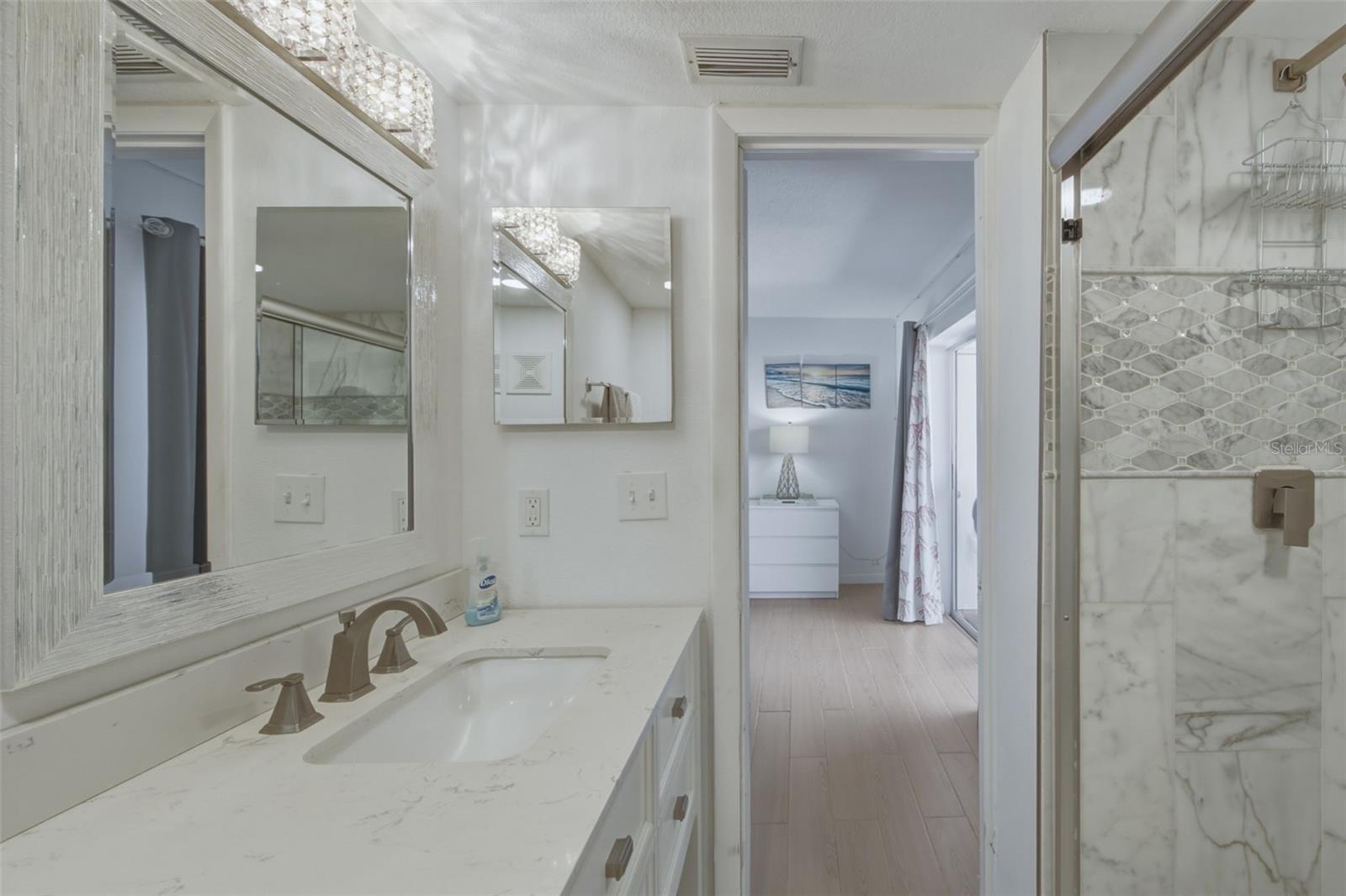 Image 26 of 58 For 1270 Gulf Boulevard 1202