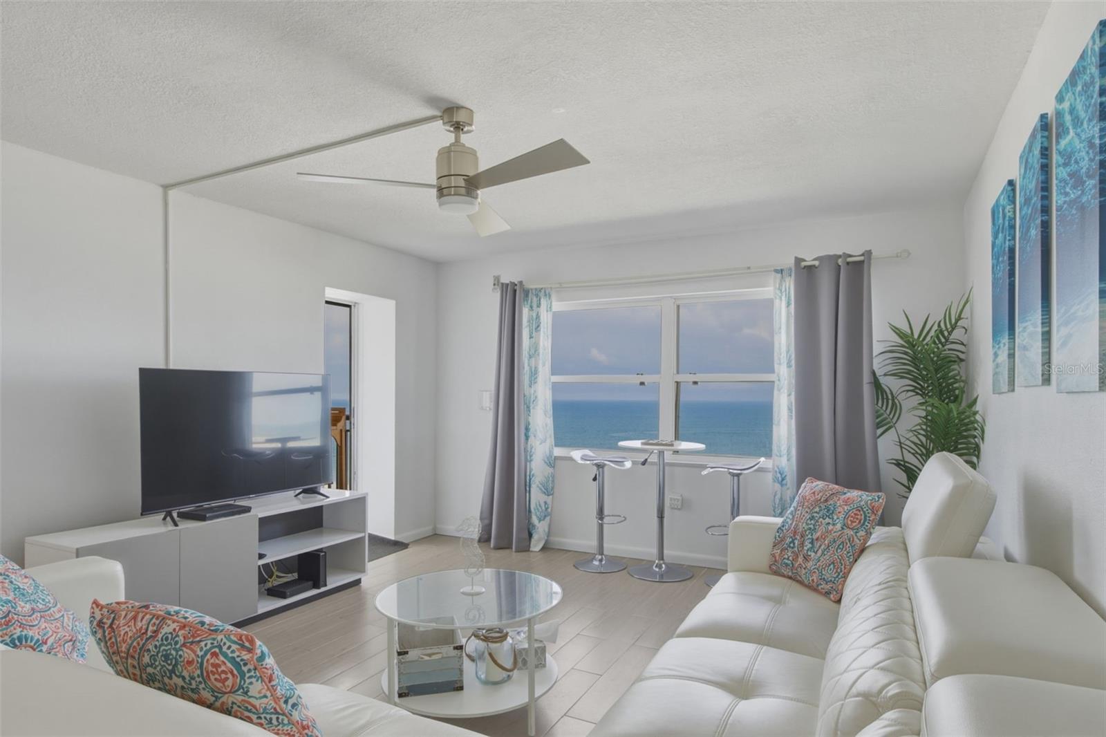 Image 8 of 58 For 1270 Gulf Boulevard 1202