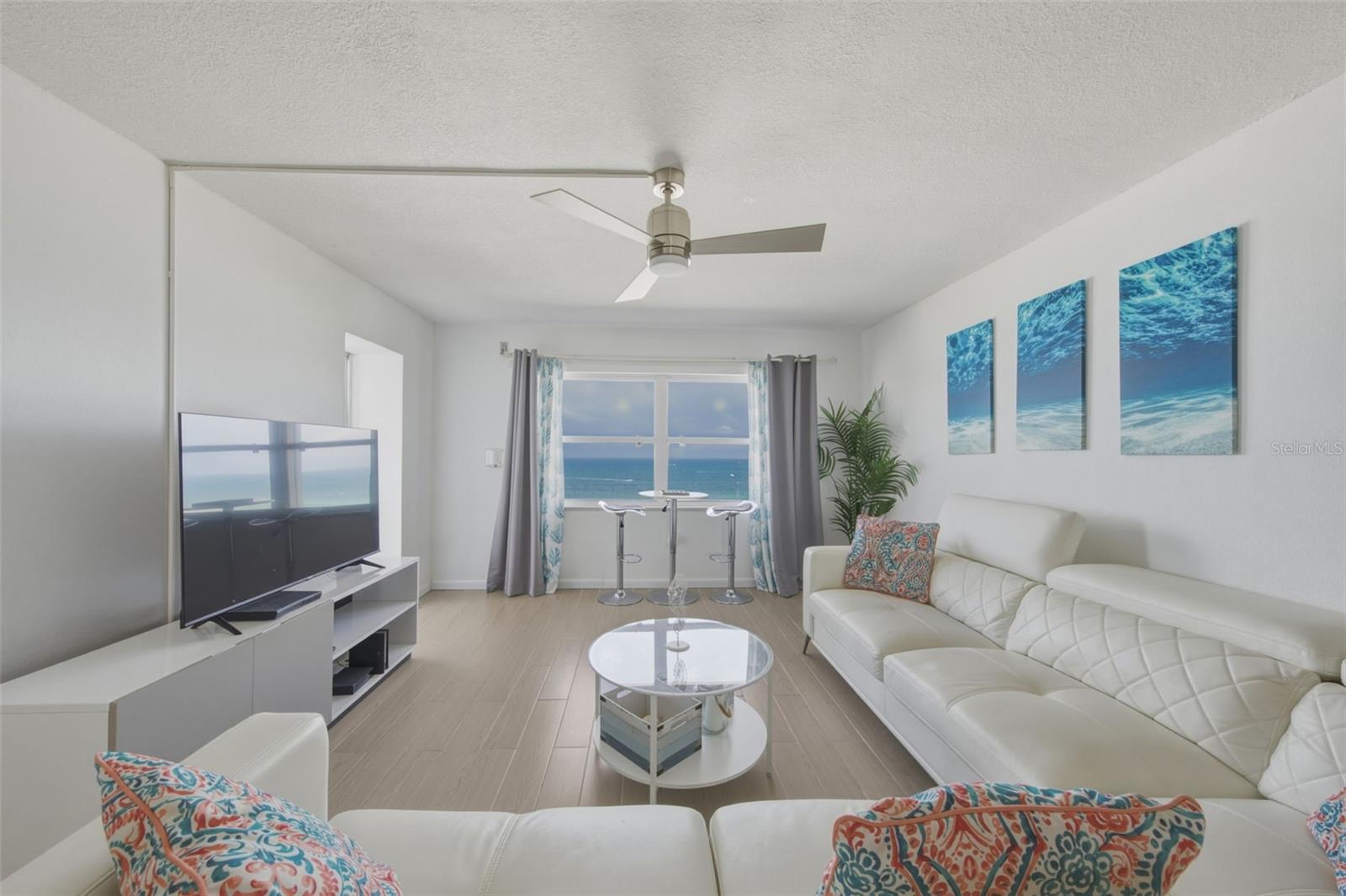 Image 9 of 58 For 1270 Gulf Boulevard 1202
