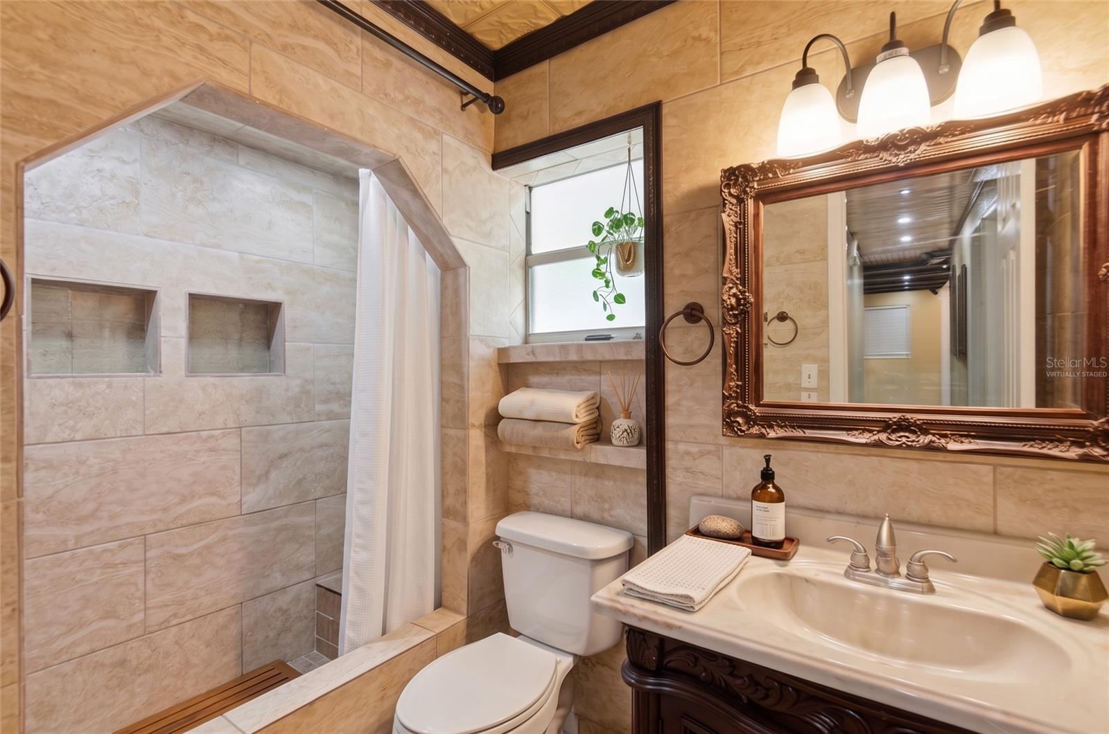 Image 10 of 28 For 7427 Eastview Place