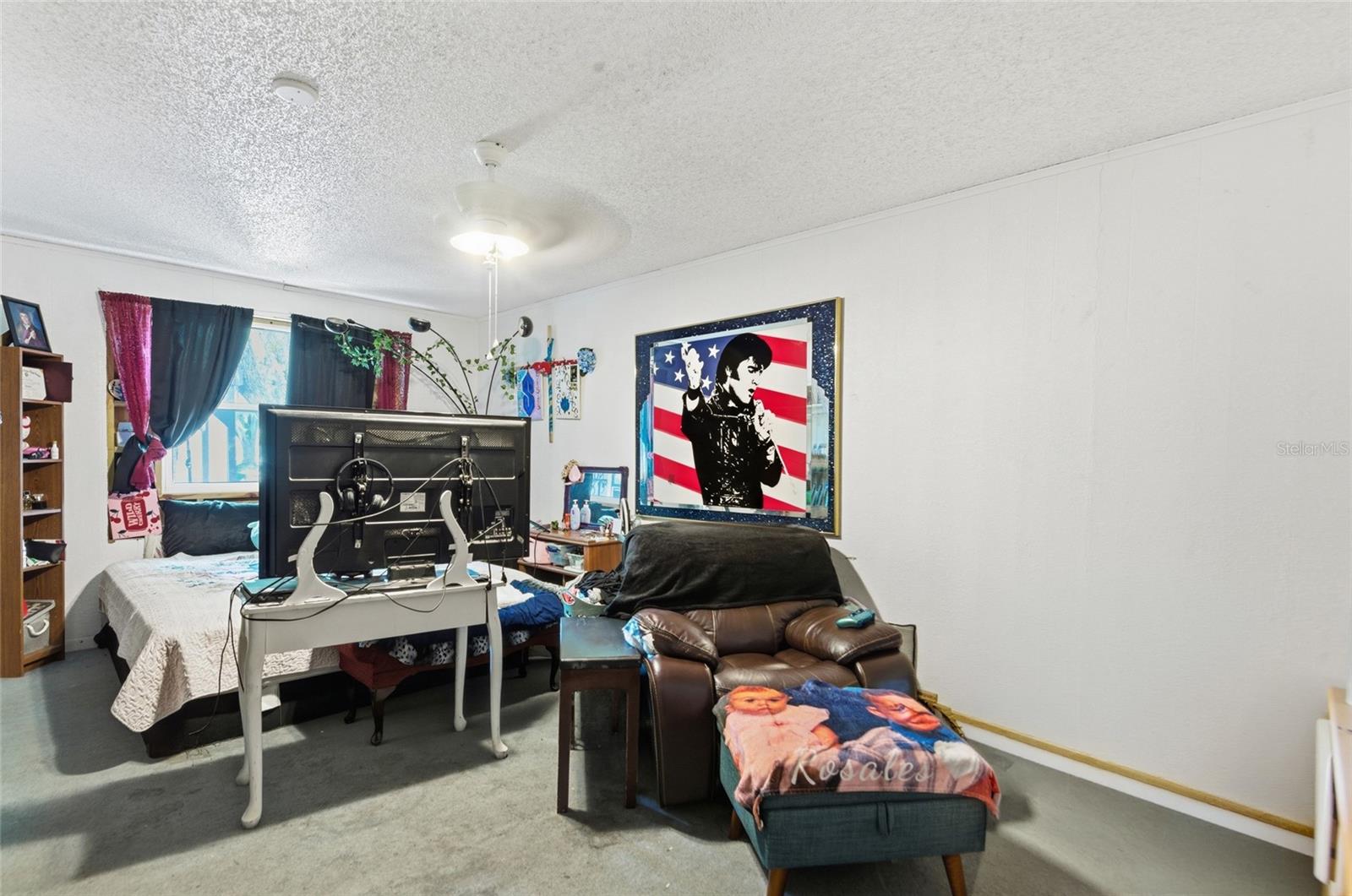 Image 20 of 28 For 7427 Eastview Place