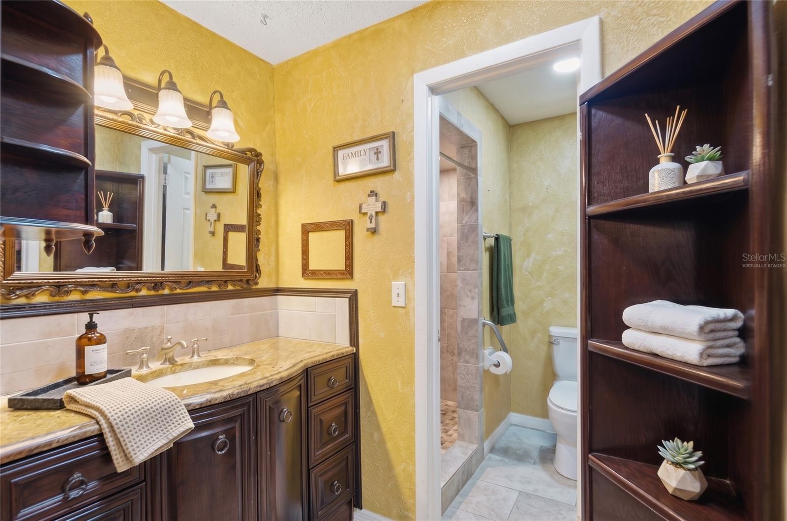 Image 7 of 28 For 7427 Eastview Place