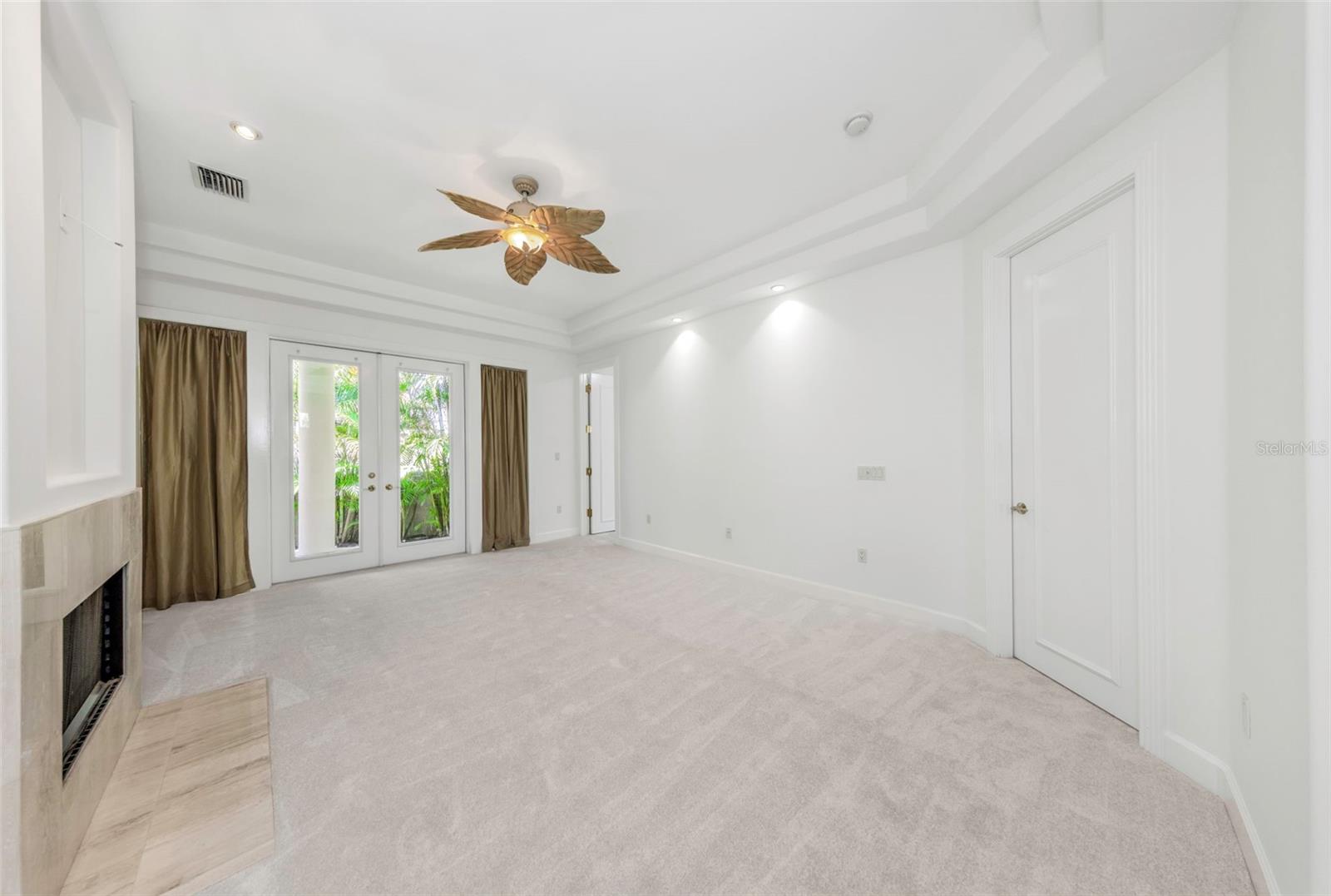 Image 11 of 90 For 3029 Key Harbor Drive