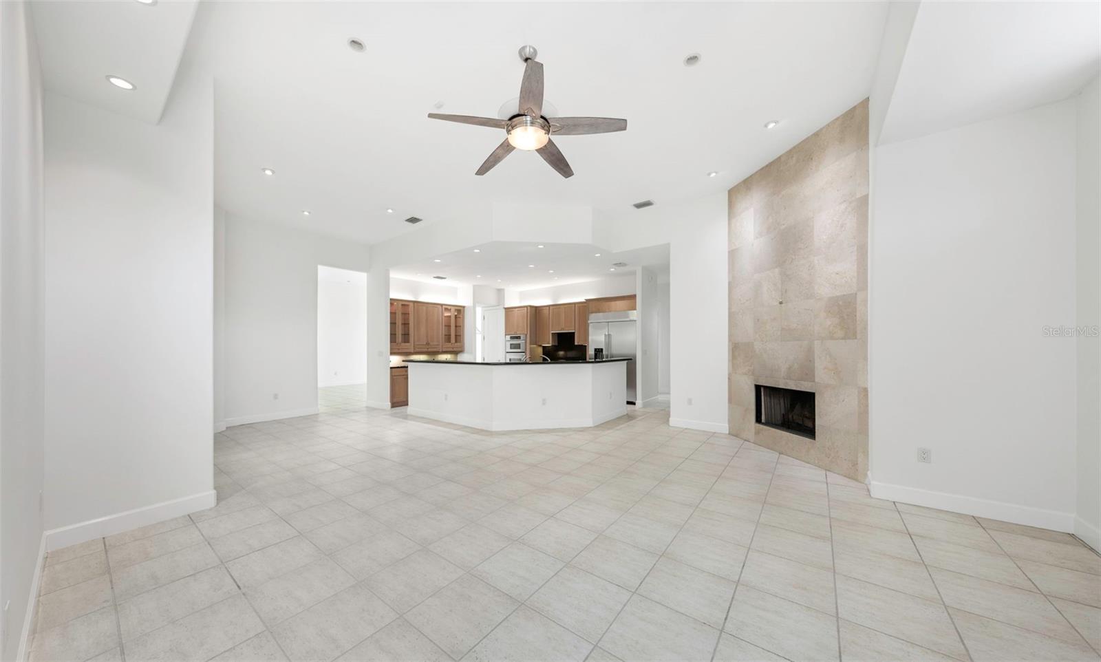 Image 38 of 90 For 3029 Key Harbor Drive