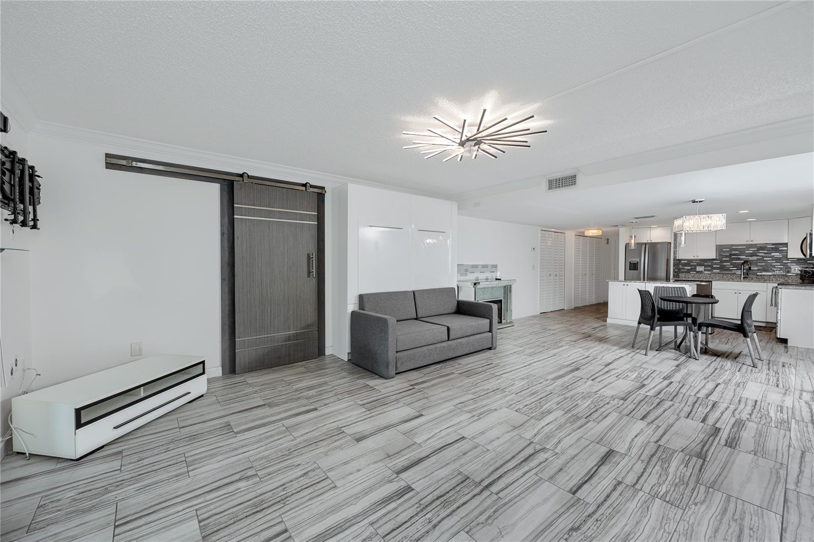 Image 13 of 58 For 7600 Sun Island Drive S 107