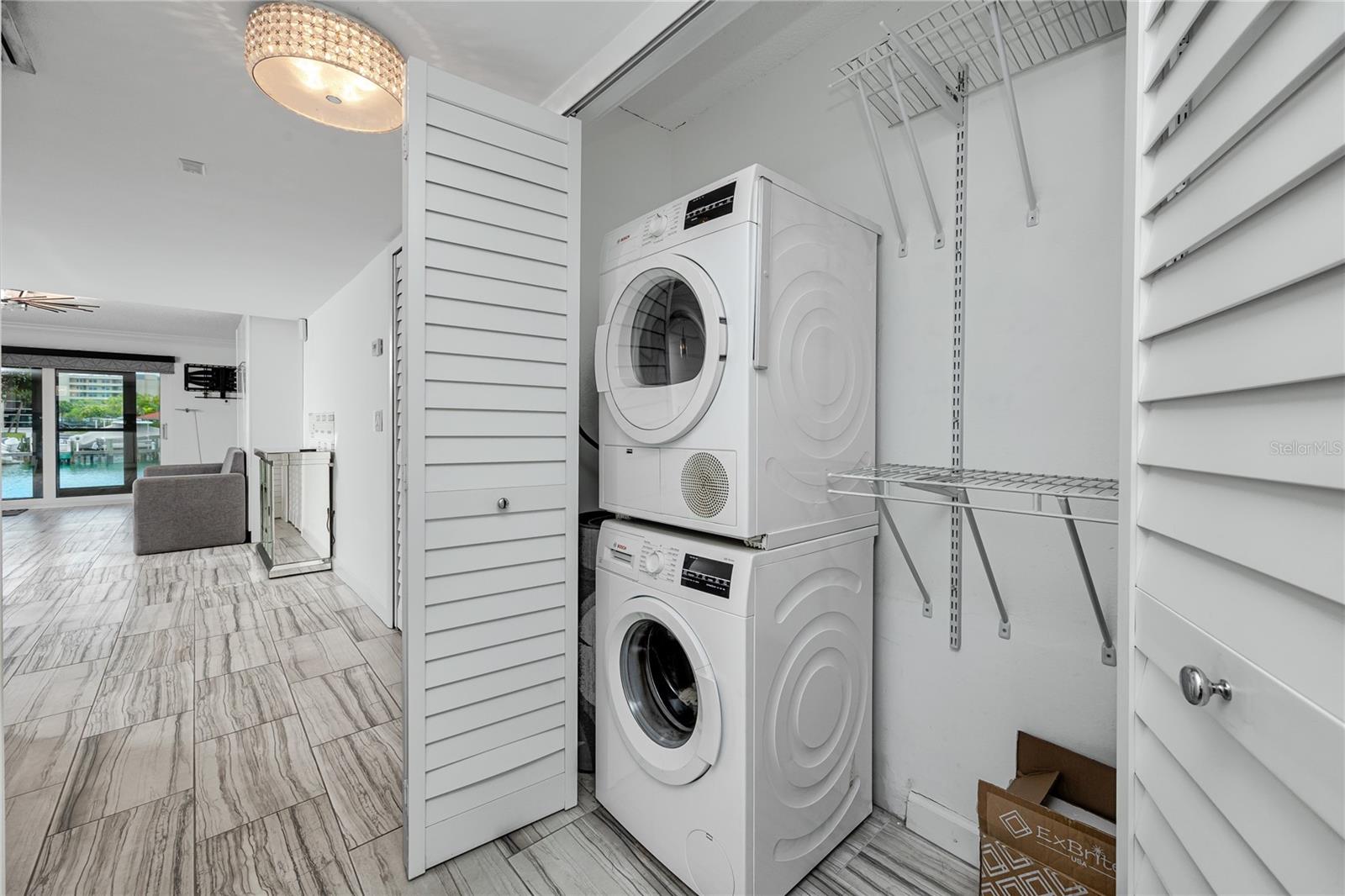 Image 22 of 58 For 7600 Sun Island Drive S 107