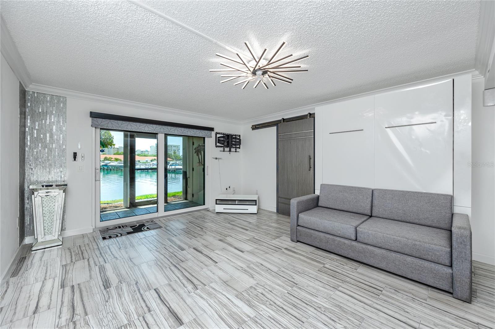 Image 4 of 58 For 7600 Sun Island Drive S 107