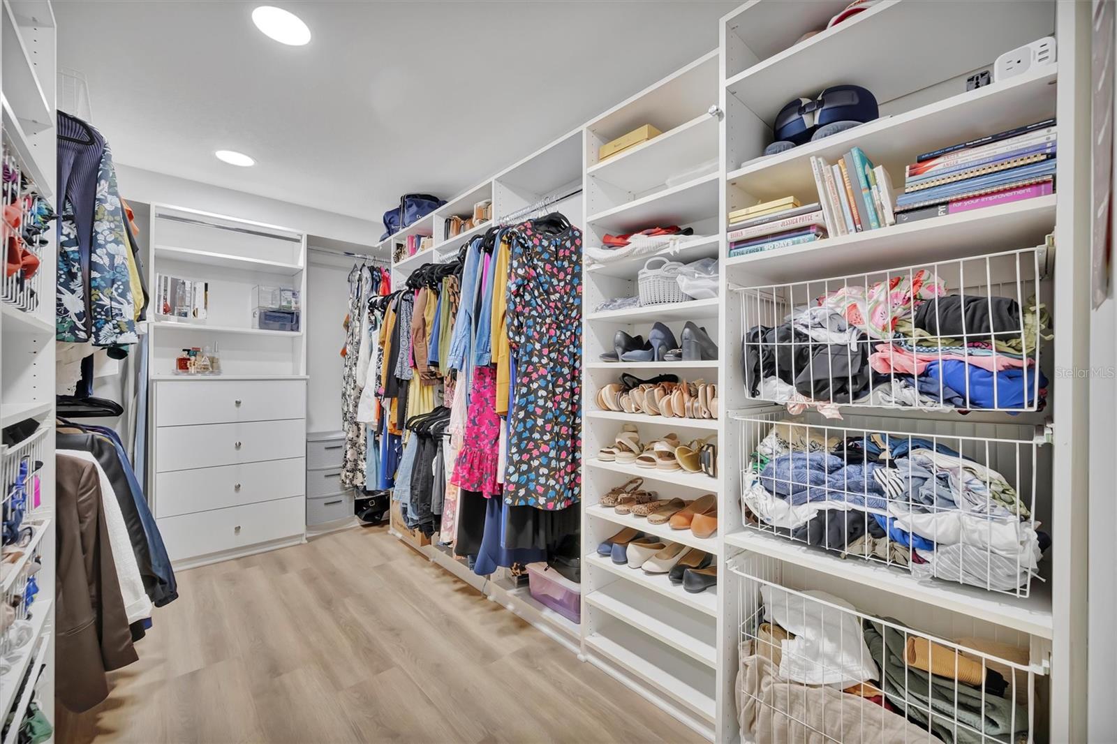 Image 31 of 96 For 15507 Fentress Court